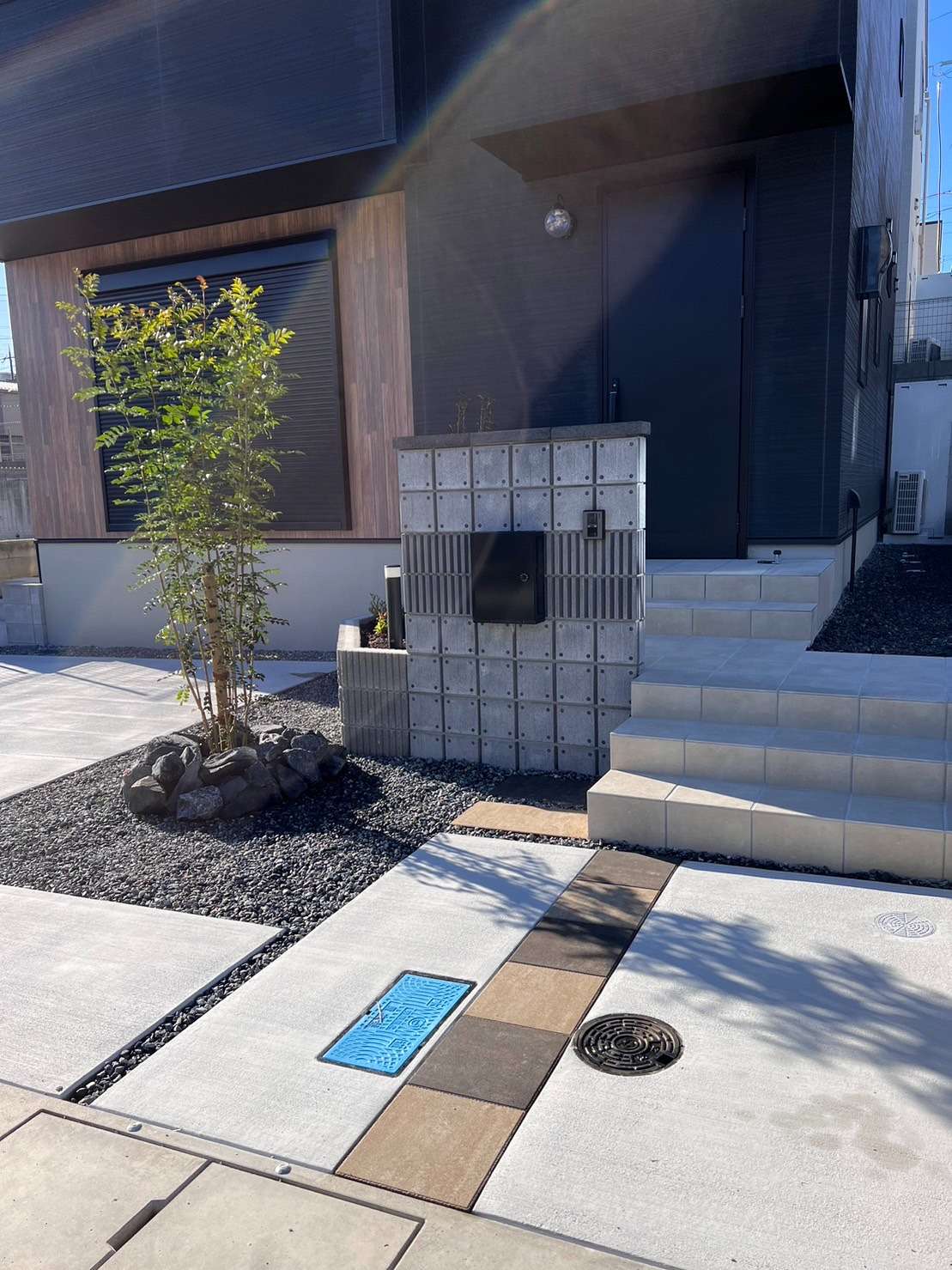 スタイリッシュ門柱